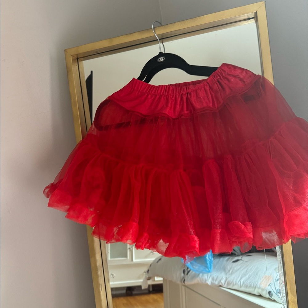 Red Tutu - Picture 2 of 2
